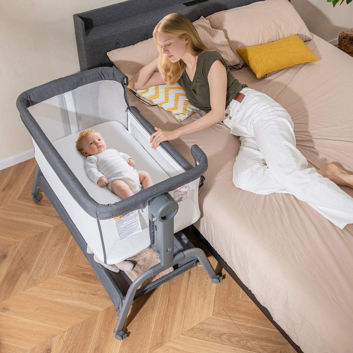 BABY JOY 4 in 1 Rocking Baby Bassinet, Newborn Infant Bedside Sleeper